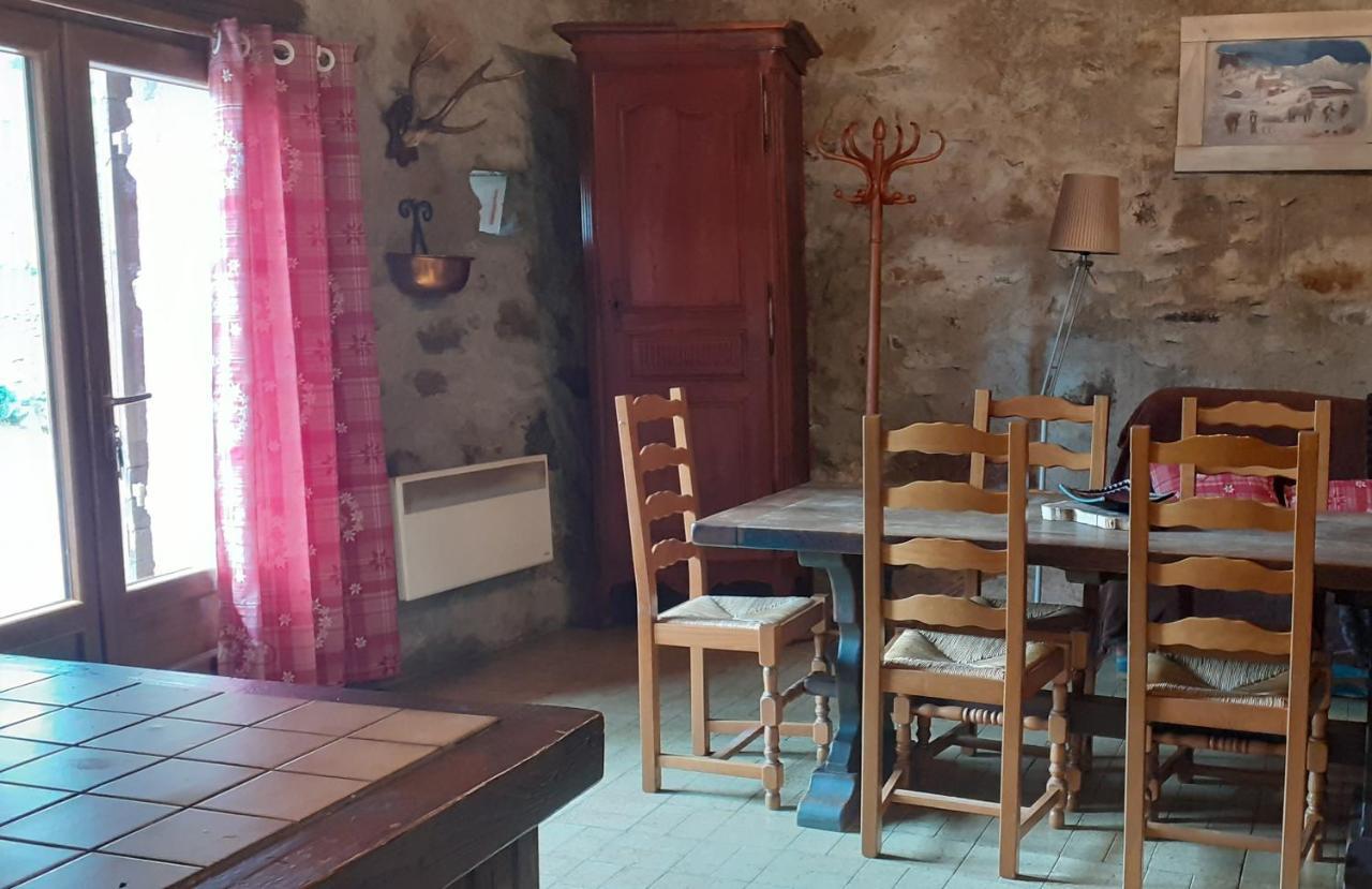 فيلا Grange Ancienne Amenagee Rabat-les-Trois-Seigneurs المظهر الخارجي الصورة